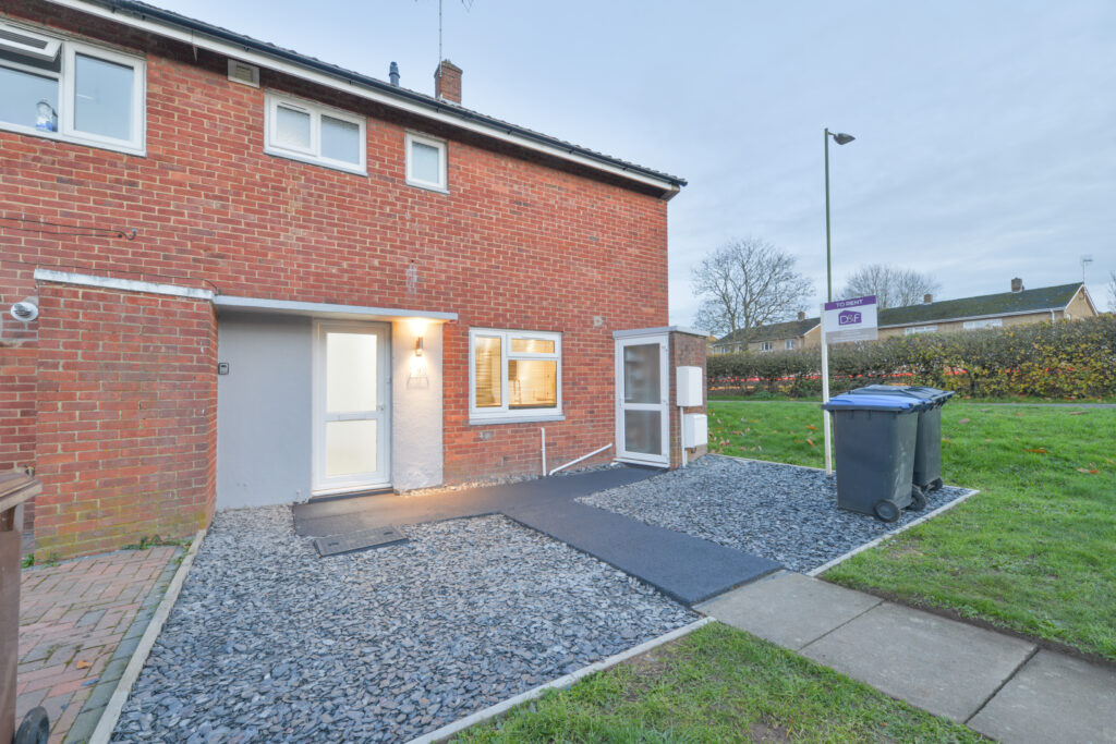 Professional House Share Pond Croft Hatfield