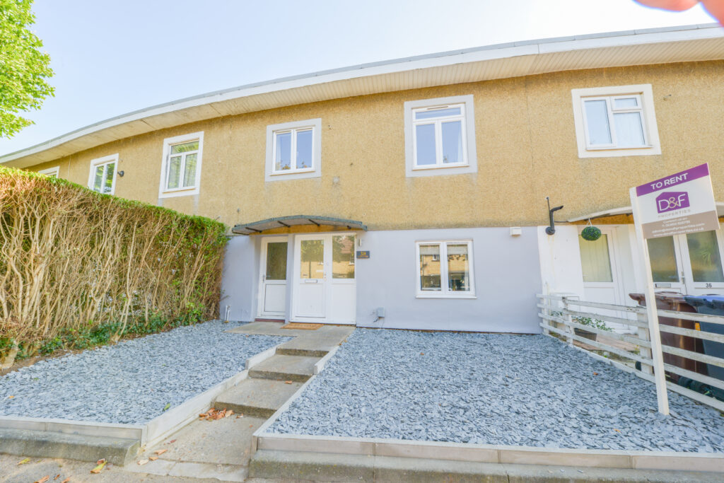 4 Bedroom Student House Furzen Crescent Hatfield
